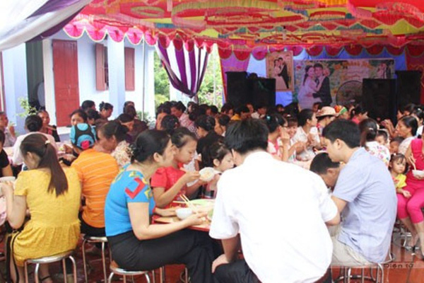 vu ngo doc sau khi an co dam hoi o ha giang them 20 nguoi nhap vien