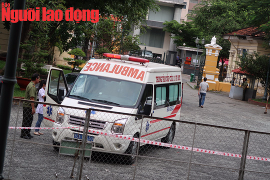 bat ngo bi bat tam giam cuu chu tich vn pharma choang vang ngat xiu tai toa