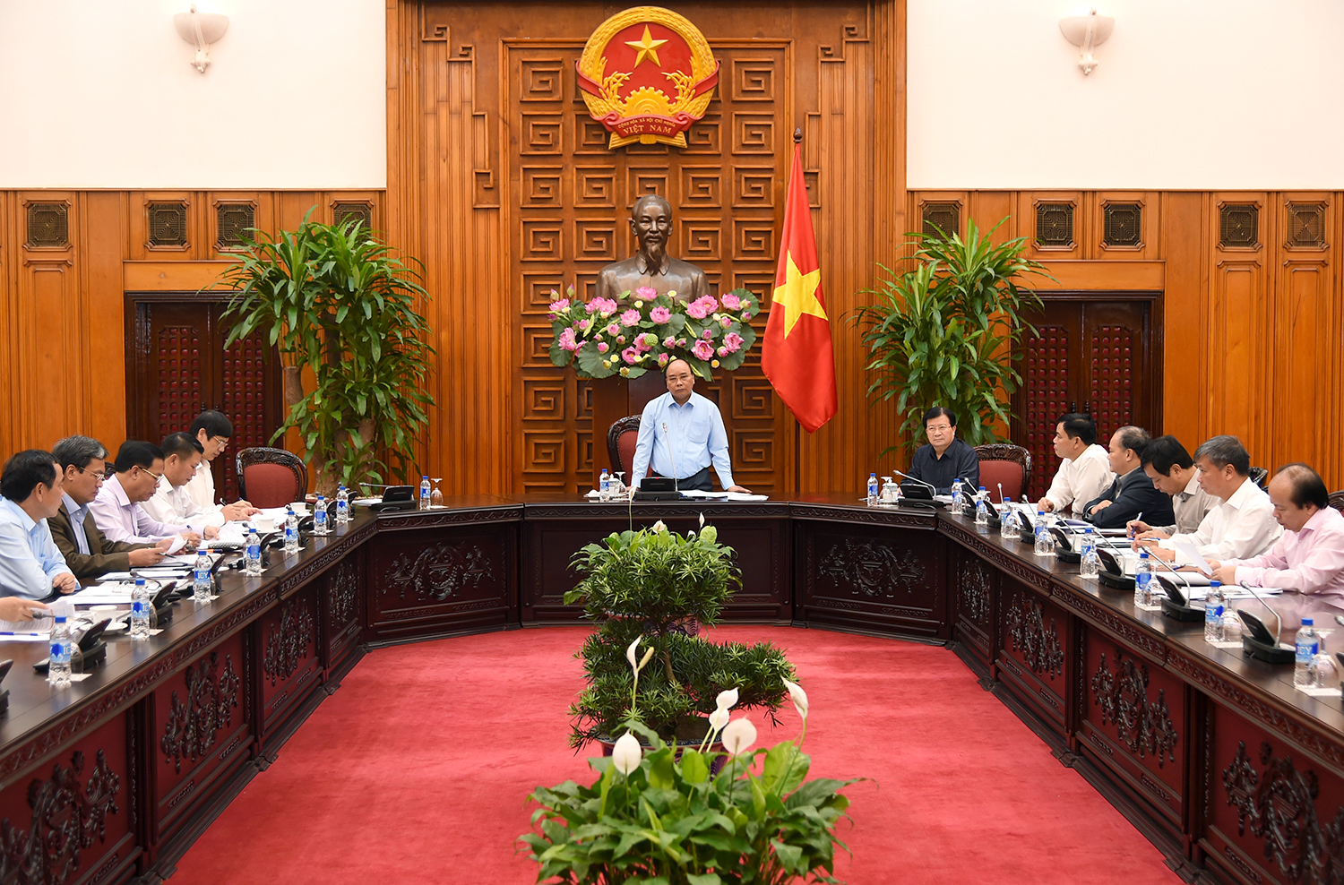 thu tuong khong vi benh thanh tich ma de nguoi dan thieu doi