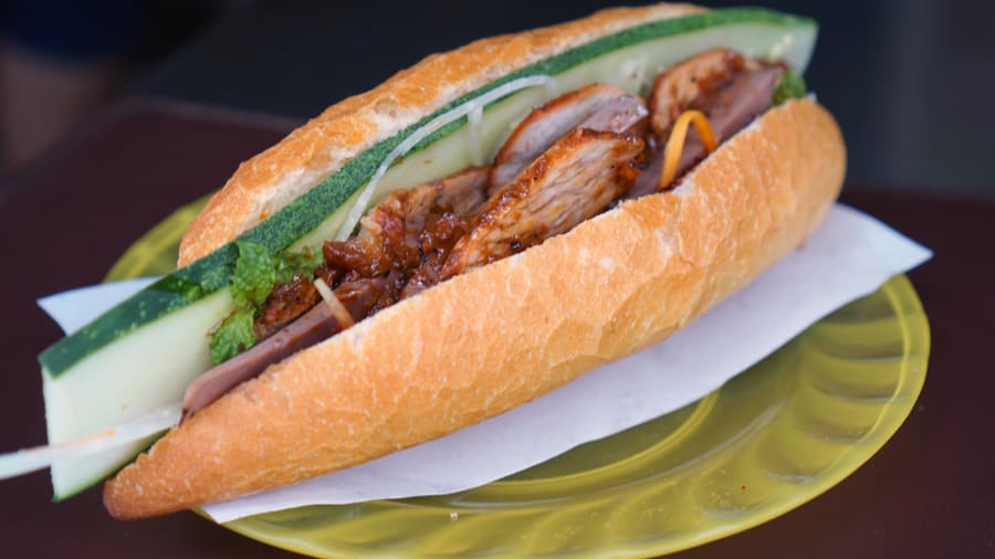 cnn diem danh cac loai banh mi ngon nhat the gioi tai hoi an