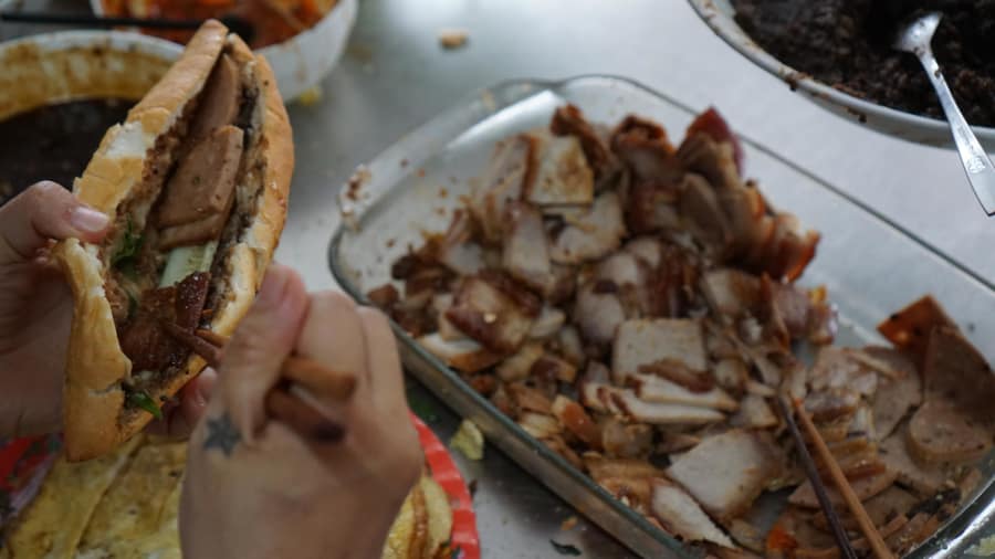 cnn diem danh cac loai banh mi ngon nhat the gioi tai hoi an