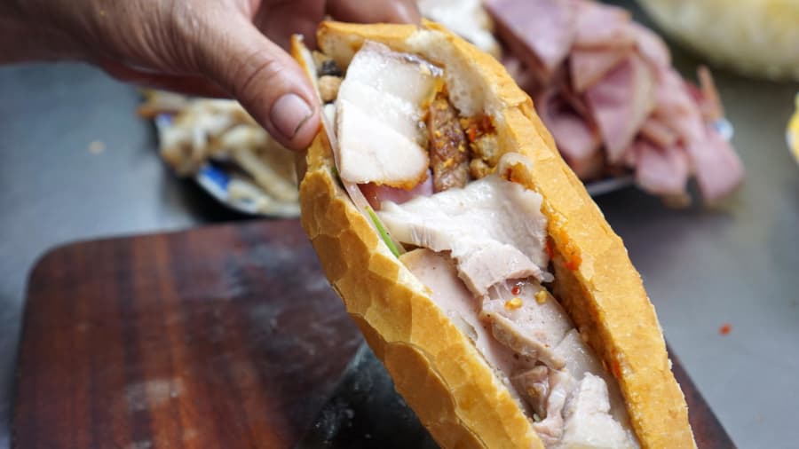 cnn diem danh cac loai banh mi ngon nhat the gioi tai hoi an