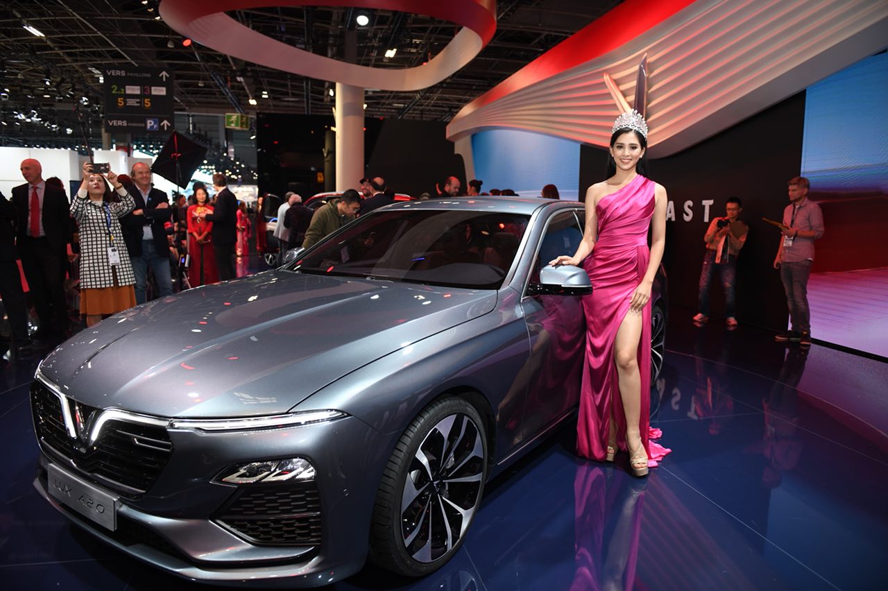 vinfast chinh thuc ra mat xe tai paris motor show 2018