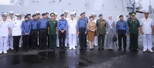 tau hai quan brunei tham tpda nang