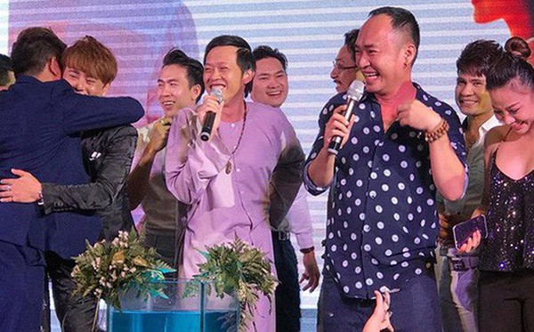 3 lan nhan hat dam cuoi va chuyen hoai linh xoa loi the vi hong to