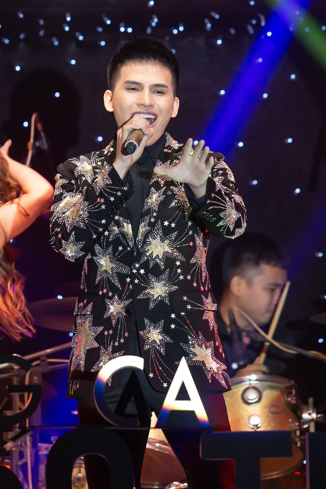 le quyen nam chat tay song ca tinh tu cung quoc thien