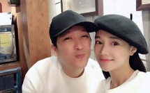 Nhã Phương lần đầu công khai ảnh tình tứ với Trường Giang sau đám cưới xa xỉ
