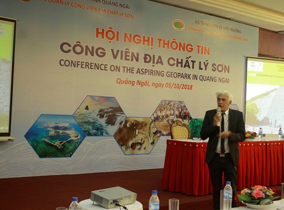 khao sat nhieu gia tri tram tich doc dao tai cong vien dia chat ly son