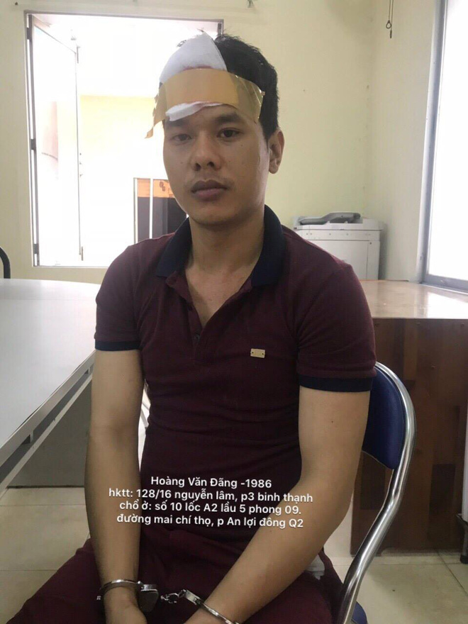 doanh nhan o sai gon bi nhom giang ho bat coc tong tien