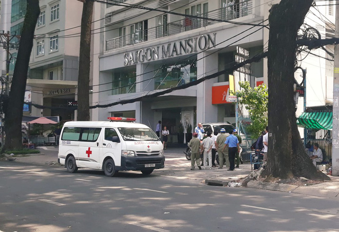 vu co gai 19 tuoi viet thu tuyet menh roi nhay lau tu tu o sai gon nan nhan la dao dien tre tung di du hoc