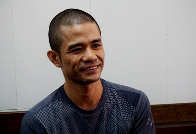 khoi to 3 toi danh voi ke om luu dan co thu trong nha suot 14 gio
