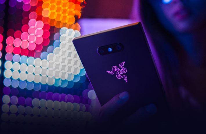 razer phone 2 nang cap phan cung mat lung cuc ky an tuong