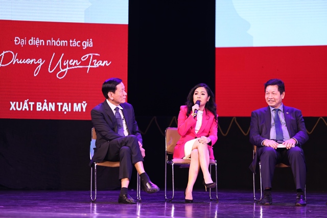 giao luu cung tac gia competing with giants cuon sach kinh te dau tien cua viet nam do forbes xuat ban