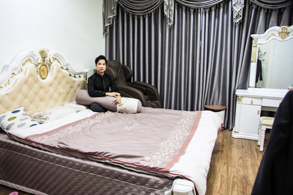 ngoc son giau co nao sau gan 30 nam lam ong hoang nhac sen