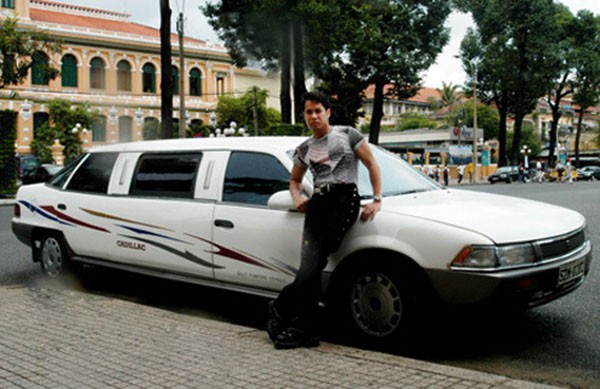 ngoc son giau co nao sau gan 30 nam lam ong hoang nhac sen