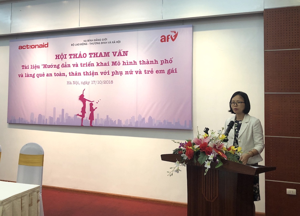 mo hinh thanh pho lang que an toan than thien voi phu nu va tre em gai co diem gi khac biet