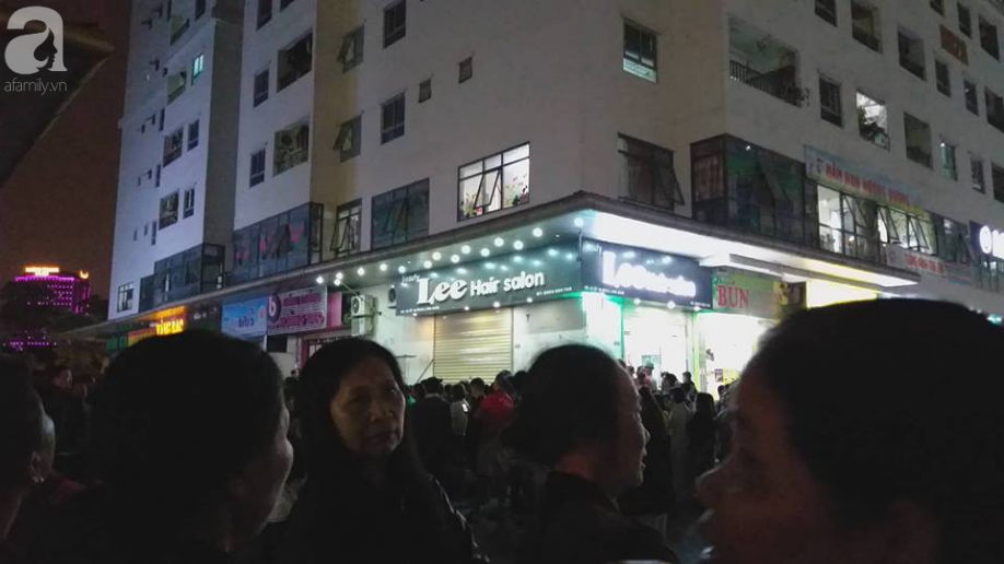 nguoi dan bang hoang ke lai giay phut chung kien em be so sinh con nguyen day ron bi roi o hh linh dam