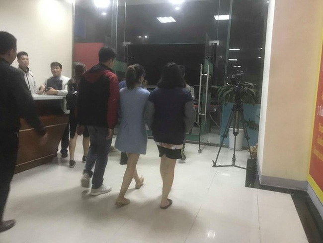 vu nu sinh nem con tu tang 31 o chung cu linh dam ban trai khong biet nguoi yeu mang bau
