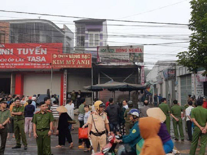 vu 2 nguoi chet chay o dak lak tieng khoc thet cau cuu tham thiet ben trong ngoi nha cua cuon dong chat