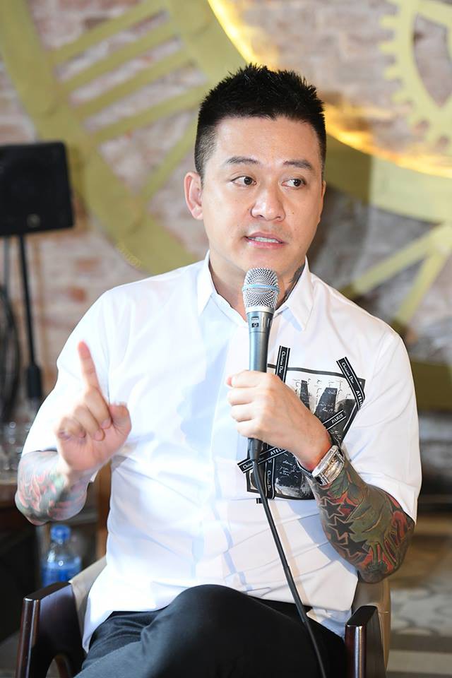 cuoc song cua tuan hung sau vu bi huy liveshow su hieu ky cua moi nguoi that su dang so