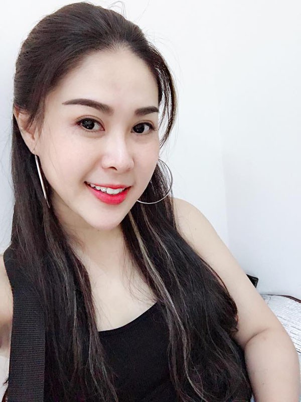 hinh anh sexy hiem hoi cua ban gai hung thuan dat phuong nam