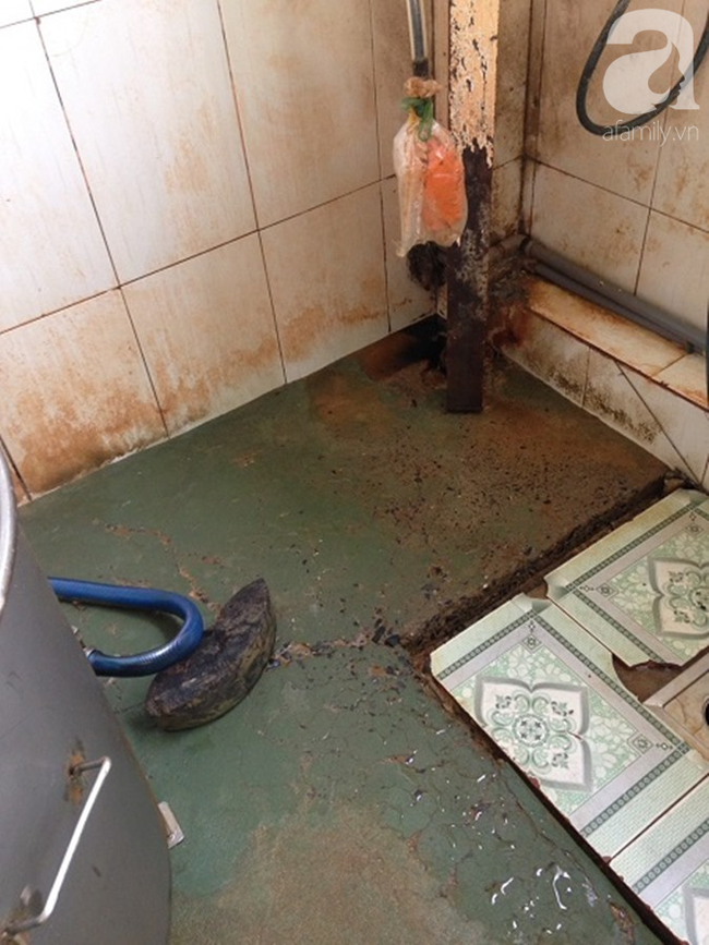 vu 49 tre em 6 nguoi lon nghi ngo doc sau khi an banh mi cua hang banh mi khong dam bao ve sinh