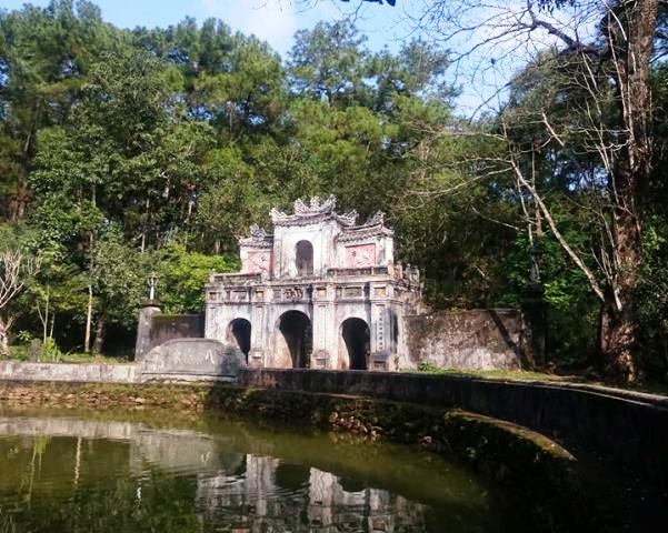 Huế: Thiền sư Thích Nhất Hạnh về chùa Từ Hiếu an dưỡng hue thien su thich nhat hanh ve chua tu hieu an duong