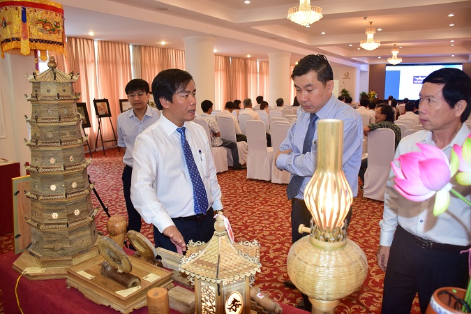 trao chung nhan quyen su dung con dau nhan dien san pham thu cong my nghe hue