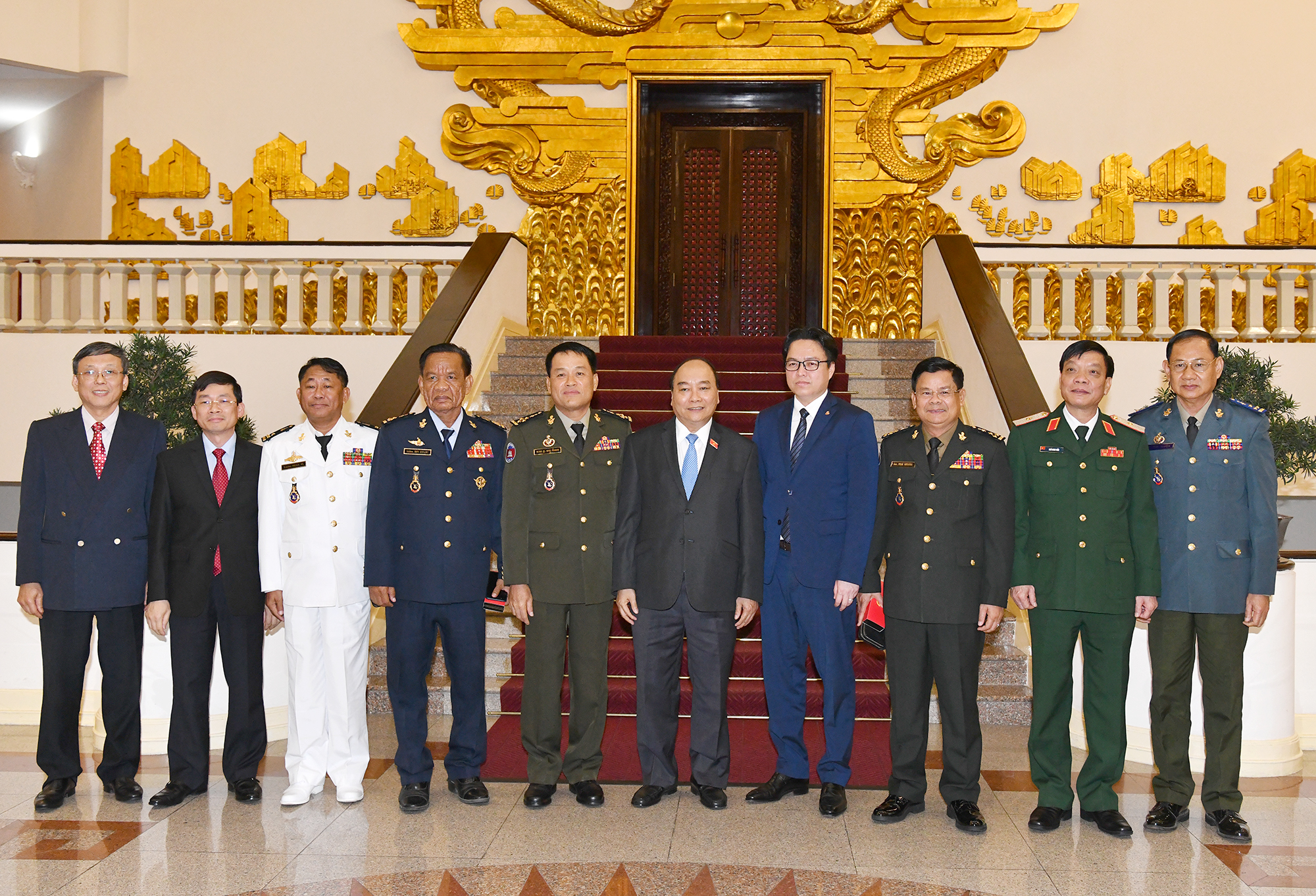vun dap moi quan he huu nghi truyen thong giua quan doi viet nam campuchia