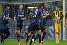 lukaku duoc hang tram nguoi don o san bay y sau khi bi man utd ban 72 trieu bang