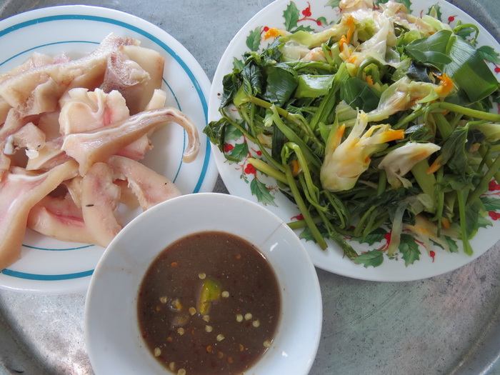 quen doi voi rau nghe sa huynh