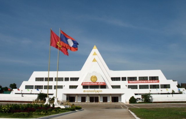 dong tho nha quoc hoi lao qua tang cua dang nha nuoc viet nam