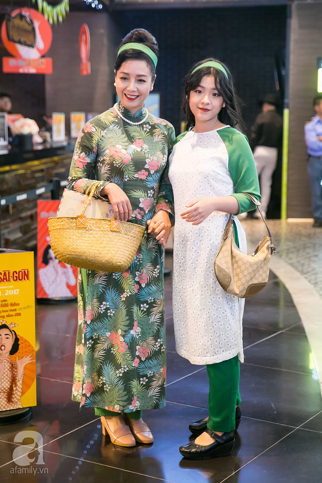 a hau tu anh xuat hien le bong sau on ao voi huyen my