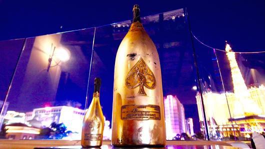 kha m pha di ch vu sieu xa xi tri gia 250000 usddem ta i las vegas chi da nh cho gio i sieu giau