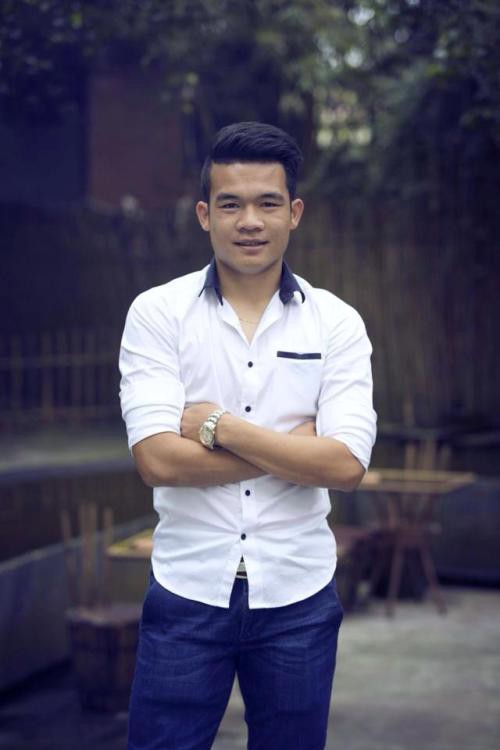 cong phuong mac hong quan va nhung cau thu viet kiem them bang nghe tay trai