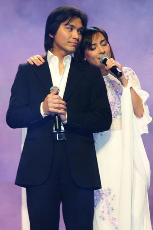 phi nhung lan dau tiet lo danh tinh cha de cua con gai phu nhan tin don tinh cam voi manh quynh