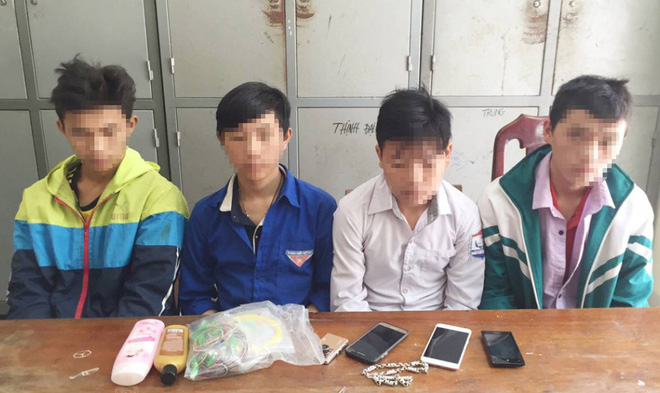 nghien game nang 4 hoc sinh lop 11 thanh lap bang nhom trom cap