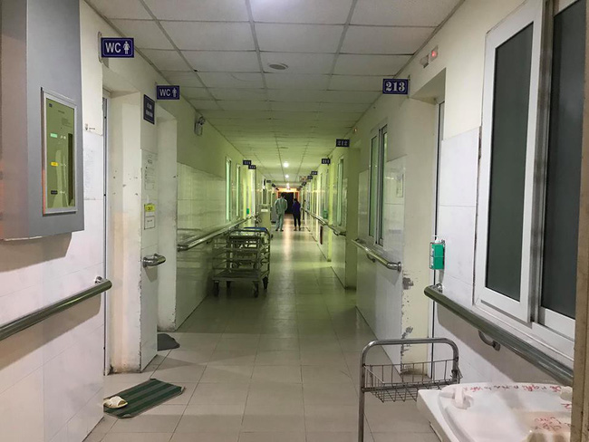 vu tai xe taxi nghi bi ban dan cao su chen qua nguoi chua co thong tin ve doi tuong