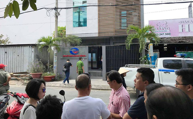 tphcm mot pho tong giam doc thuoc du an metro ben thanh suoi tien chet trong tu the treo co