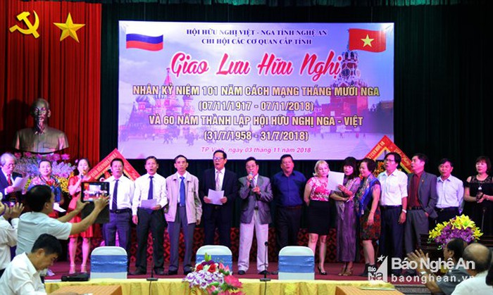 nhieu hoat dong ky niem 101 nam cach mang thang muoi nga
