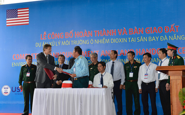 viet nam va hoa ky hoan thanh du an xu ly moi truong tai san bay da nang