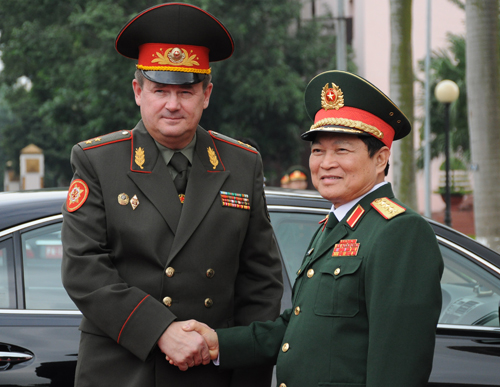 viet nam belarus khong ngung cung co quan he huu nghi hop tac quoc phong