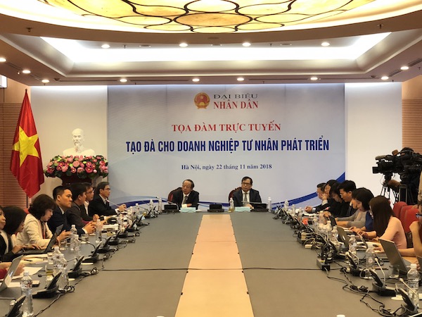 doanh nghiep viet nam khong nen but pha lon roi som bo cuoc choi
