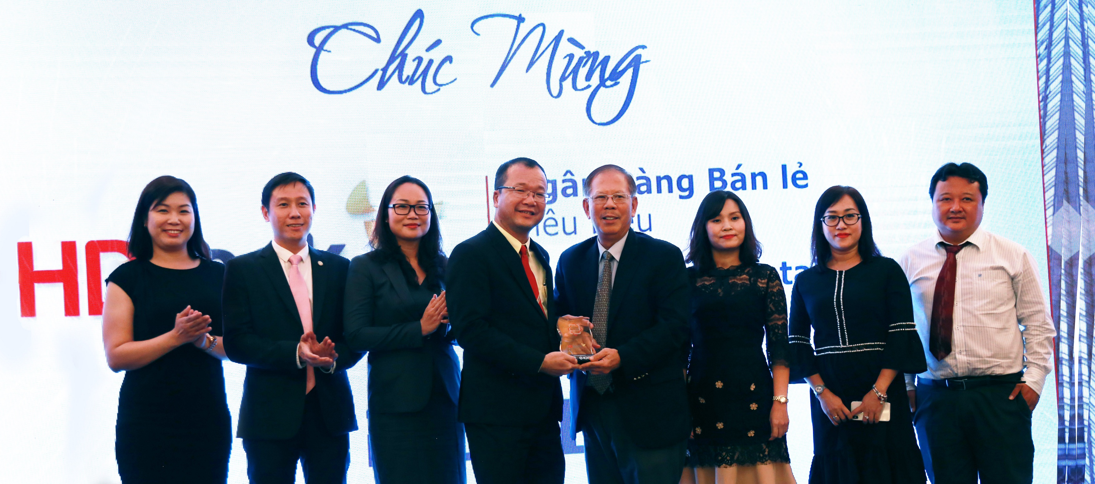 hdbank dat giai ngan hang ban le tieu bieu nam 2018