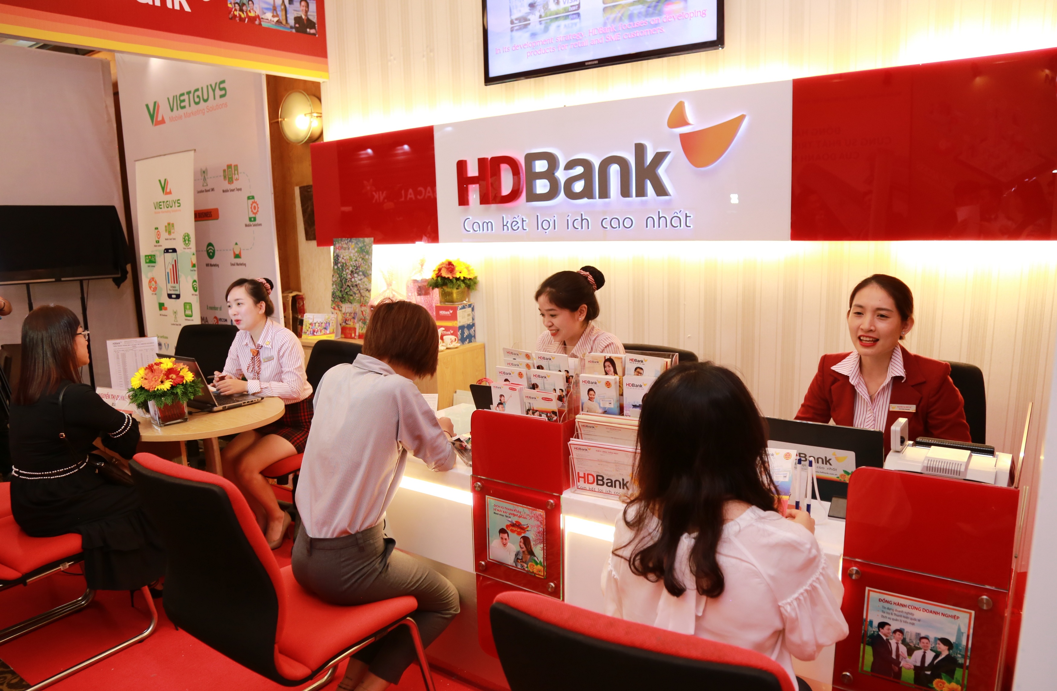 hdbank dat giai ngan hang ban le tieu bieu nam 2018