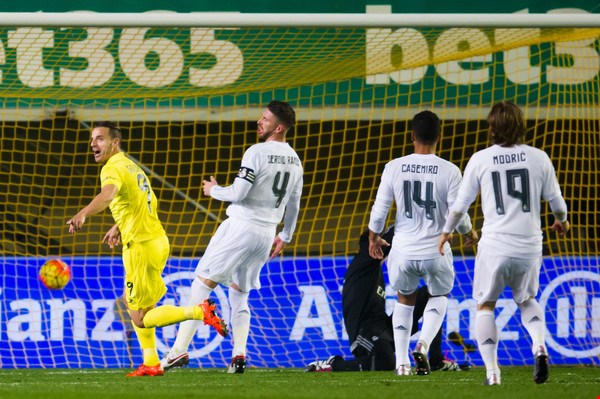 hang cong mo nhat real bai tran truoc villarreal