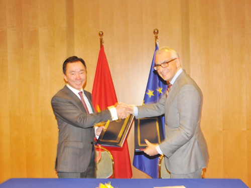 phap thong qua hiep dinh doi tac va hop tac toan dien viet nam eu