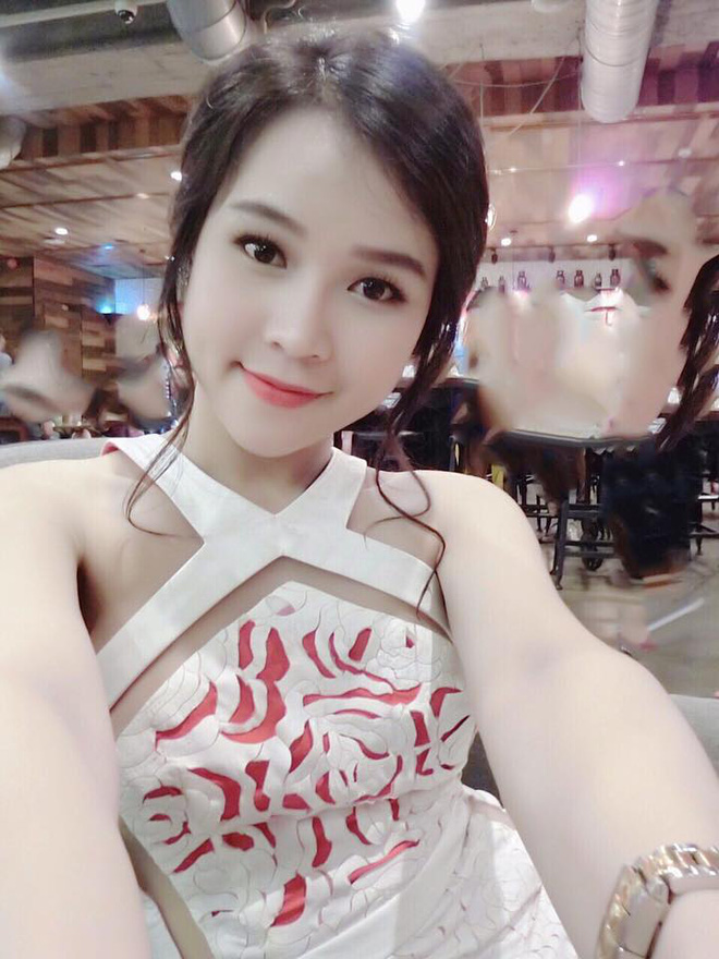 sau 2 nam hot girl sam da tro nen xinh dep va nong bong hon