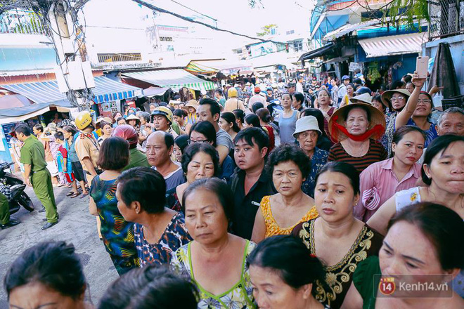 vu 3 me con tu vong trong ngoi nha chay o sai gon chi gai gao khoc nuc no vi thuong xot