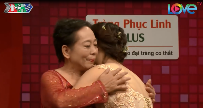 cho rang con dau ngan cach minh voi cac chau me chong nang dau dai chien tren song truyen hinh